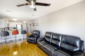 Emerald Pointe Condos, Unit 2-B